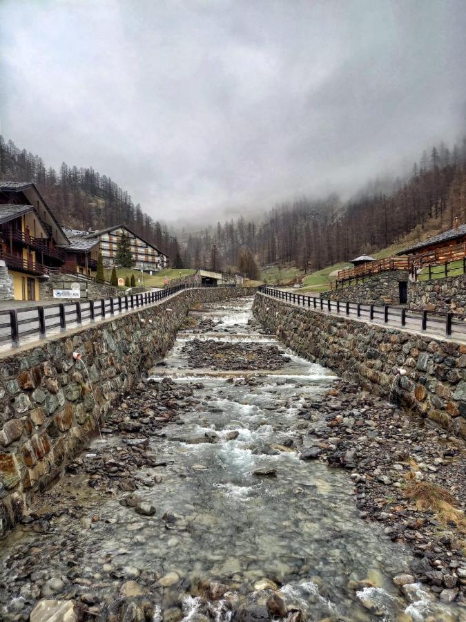 Punta Vittoria Sub 14 - Residence Anderbatt Gressoney - 3 Locali - Cir N 0010 Staval エクステリア 写真
